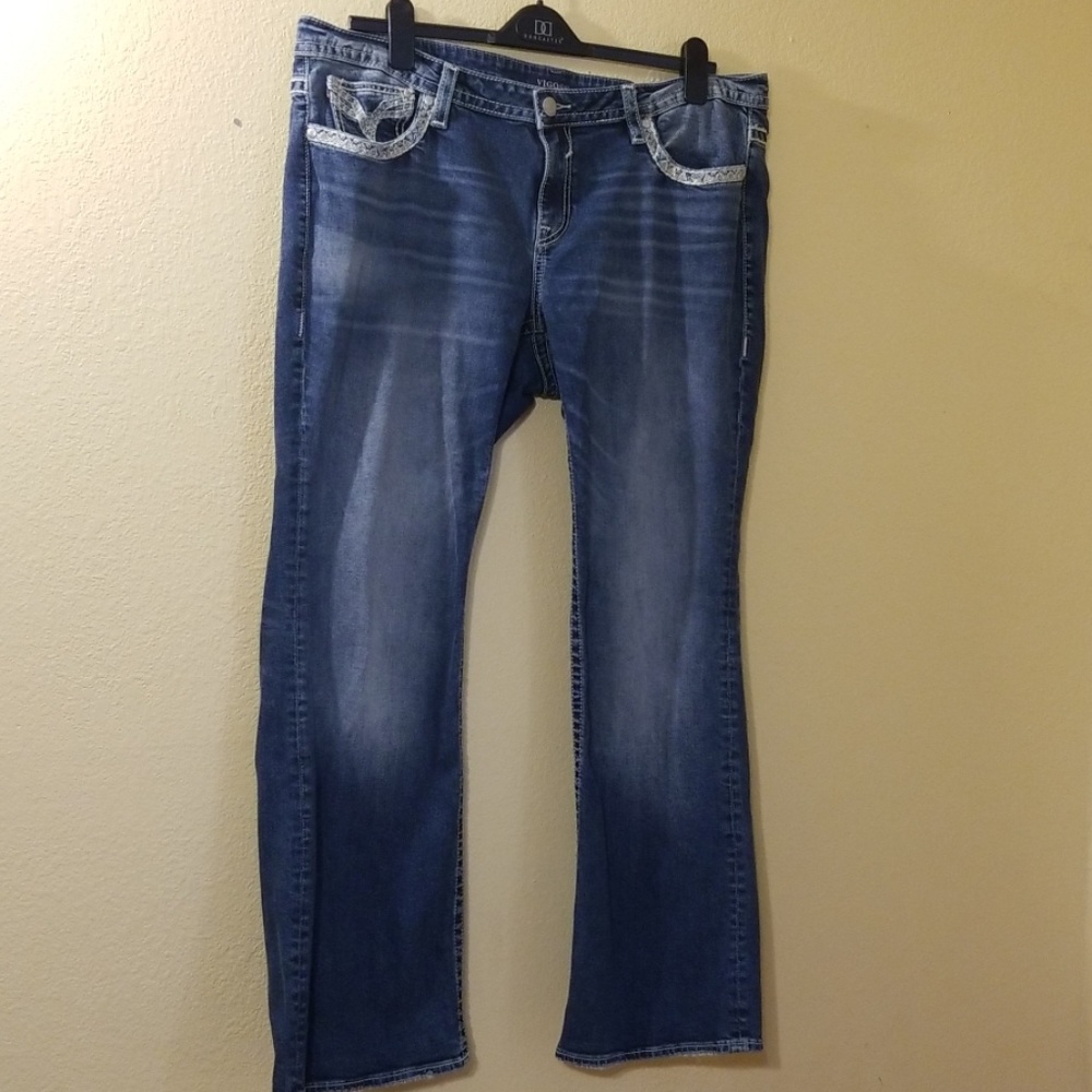 Cute Ladies Vigoss jeans, size 20/33